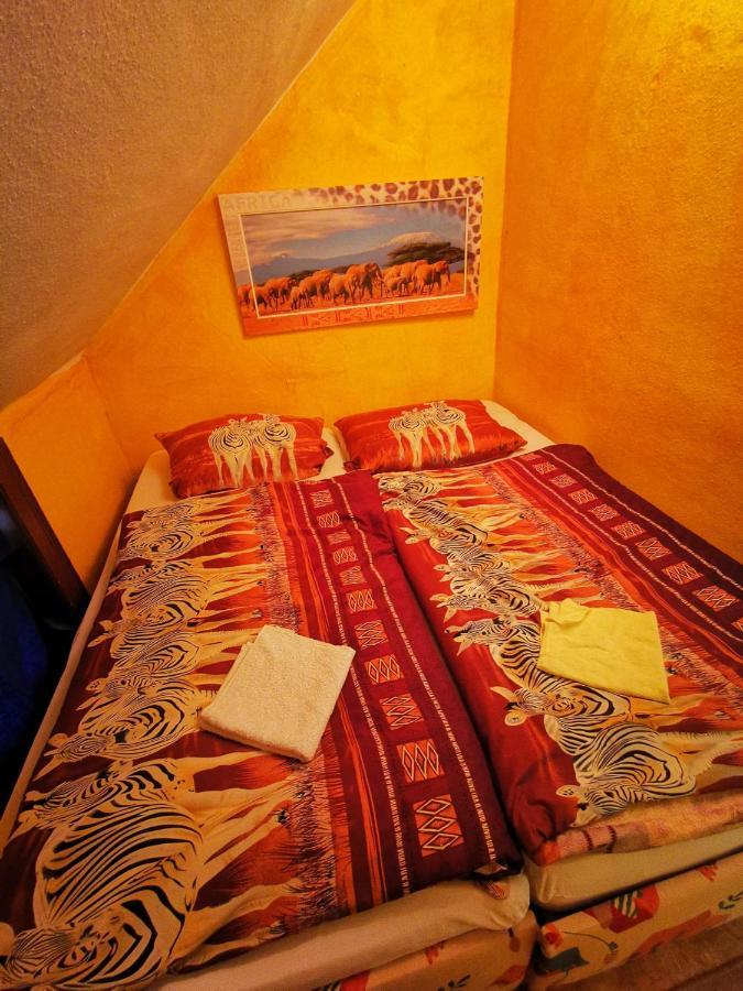 Gehlberger Landhaus Am Schneekopf / Ferienwohnung Suhl Luaran gambar
