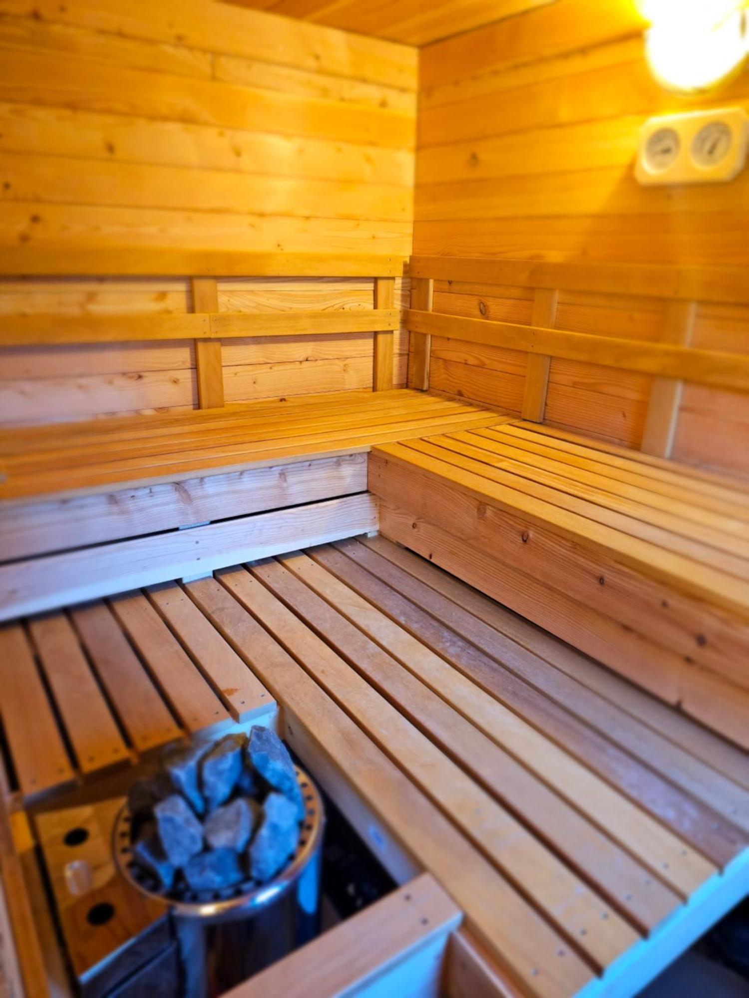 Gehlberger Landhaus Am Schneekopf / Ferienwohnung Suhl Luaran gambar